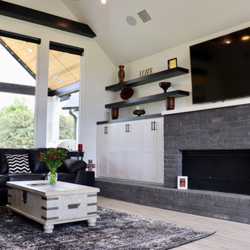 Painted Sky - Award-Winning Home