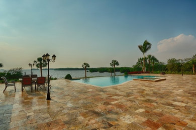 Inspiration for a contemporary home design remodel in Tampa