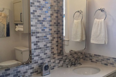 Transitional bathroom photo in Other