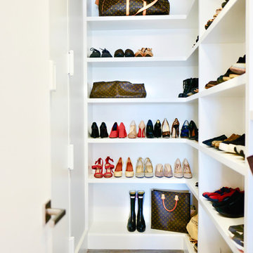 Modern Shoe Closet