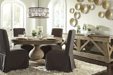 Dining room - dining room idea in Seattle