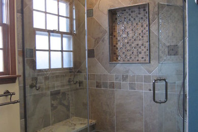 Inspiration for a timeless bathroom remodel in Chicago