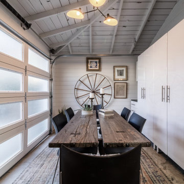 San Luis Obispo, CA. Modern loft, living compound