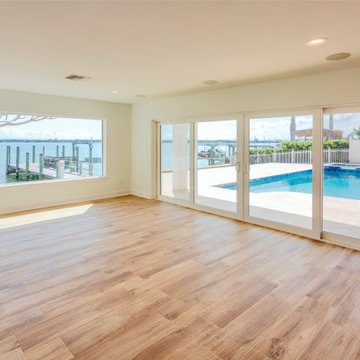 661 Harbor Island Sunroom