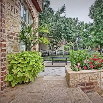 Airline Dr. Front Porch