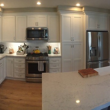 Newport Beach Town House Kitchen