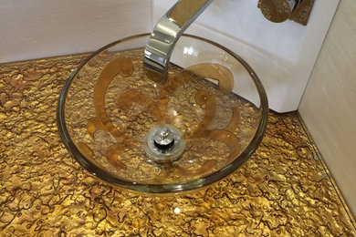Example of an arts and crafts bathroom design in Miami
