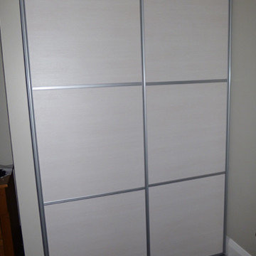 Reach-in Closets