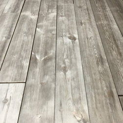 Red pine 7'' Stockholm - Hardwood Flooring