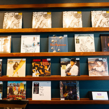 Retail Interior – Edmonds Vinyl Record Store