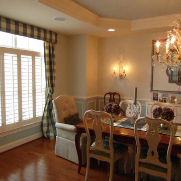 Transitional Dining Room