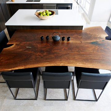 Kitchen and Dining Room Become Ideal Entertaining Spot - Luxury Apartment