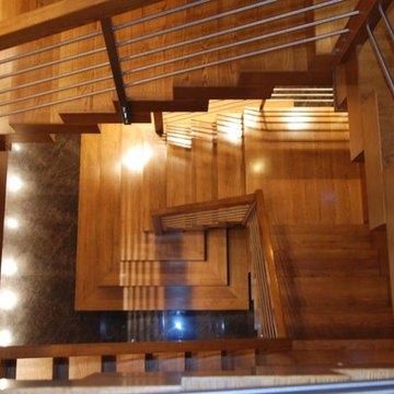 Лестница (вид с третьего этажа) Staircase