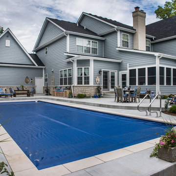 Naperville, IL Lap Pool With Large Sunshelf And Deck Sprays