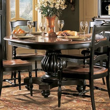 tara_colone's dinning room