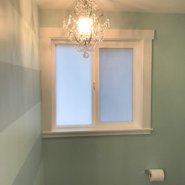 Bright and Contemporary Bathroom Remodel in Edmonds