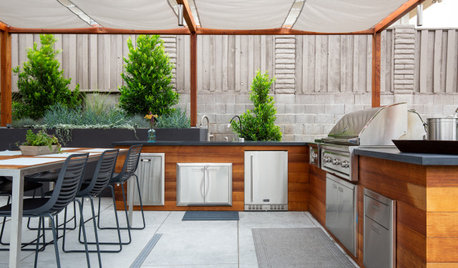 15 Outdoor Kitchens That Serve Up Meals With Style