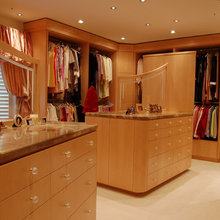 walk-in closet