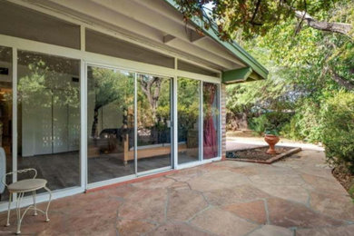 Example of a classic patio design in Phoenix