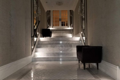 Example of a hallway design in Chicago