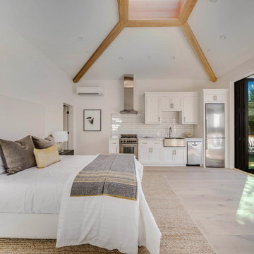 Bi-Fold Patio Doors Create Open Spaces in Modern Farmhouse & Guesthouse