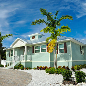 Modern Lite Blue Beach House, Modern House, Remodeling Ideas
