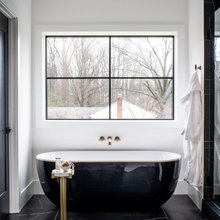 Rental Main Bath