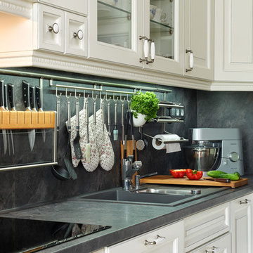 White traditional kitchen MILANO with patina