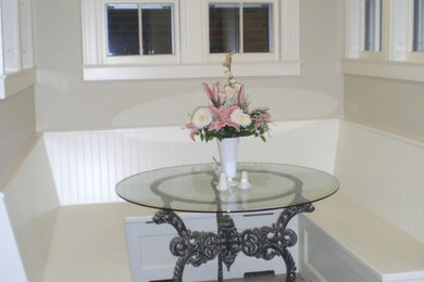 Inspiration for a timeless kitchen remodel in New York
