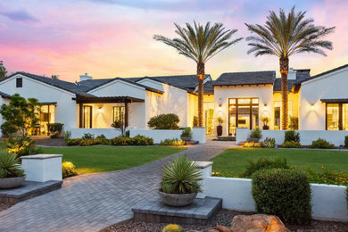 Example of a classic exterior home design in Phoenix
