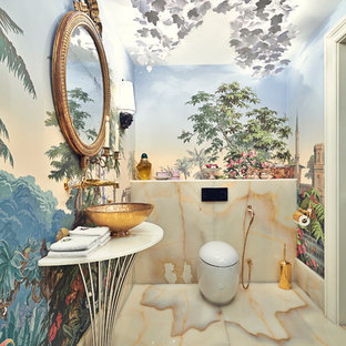 Kleines Stilmix Badezimmer mit Steinplatten in London