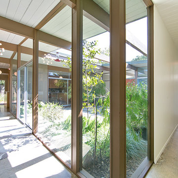 Fairhaven Eichler by Jones and Emmons