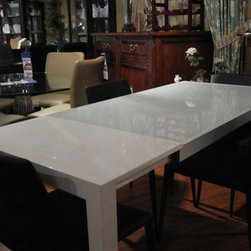 Dining Rooms - Dining Tables