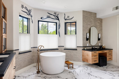 Example of a trendy bathroom design in Denver