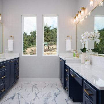 Modern: 4,950 ft², 4 BR/4 BA/2 ST home