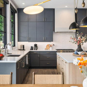 Custom Kitchen for Family Entertaining