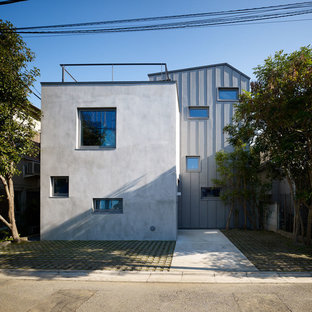 東京23区のエクレクティックスタイルのおしゃれな家の外観の写真