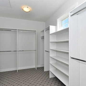 Twenty-One Oaks, Woodbury
