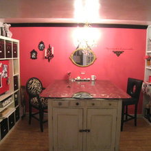 mom cave/craft room