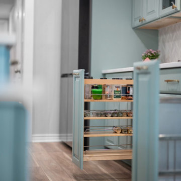 Pull-Out Spice Rack in Custom Kitchen Cabinet