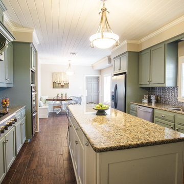 MODERN FARMHOUSE