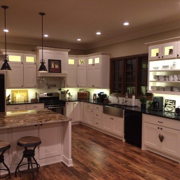 Painted Flat Panel Kitchen
