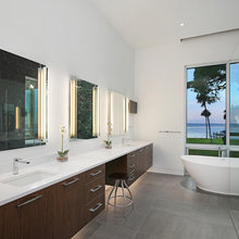 Hafner, Bathroom
