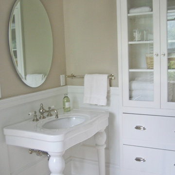 HISTORIC MASTER BATH