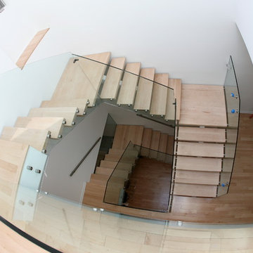 Open riser stairs
