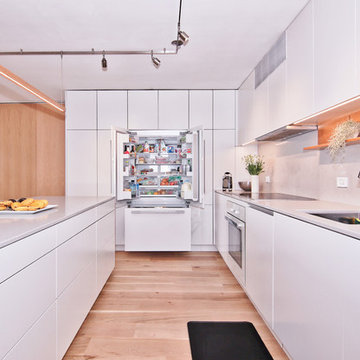 Contemporary Matte White and Rift Cut White Oak
