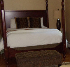 can anyone offer a Benjamin Moore Warm Grey or Light/Cool Tan Color?