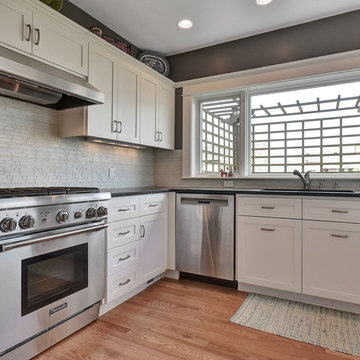 Laurelhurst Kitchen