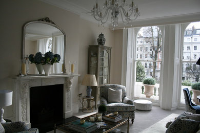 Kensington Apartment - Living Room