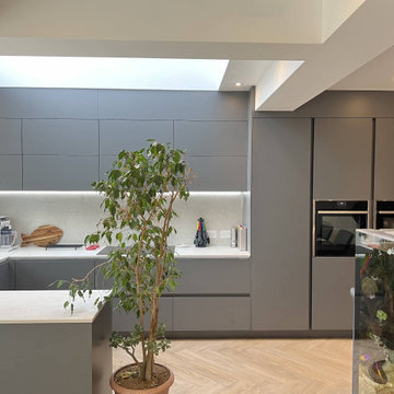 Pronorm Y-Line in Onyx Grey Kitchen